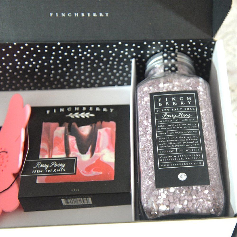 Finchberry Rosey Posey Valentine Gift Set